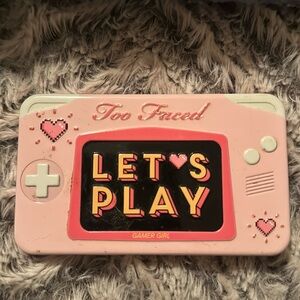 Too faced eye shadow palette